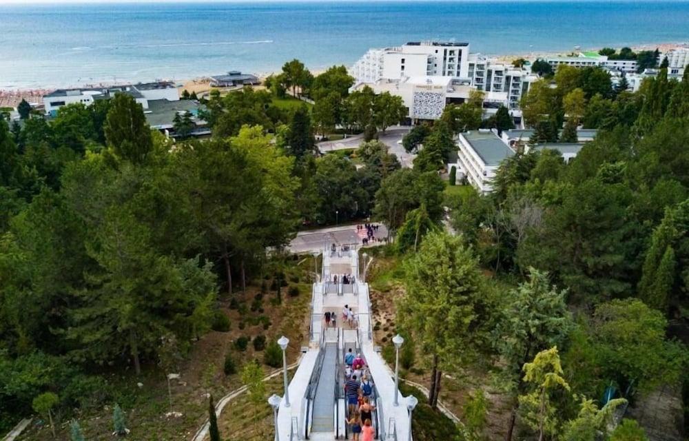 Hotel Orhidea Albena Eksteriør billede