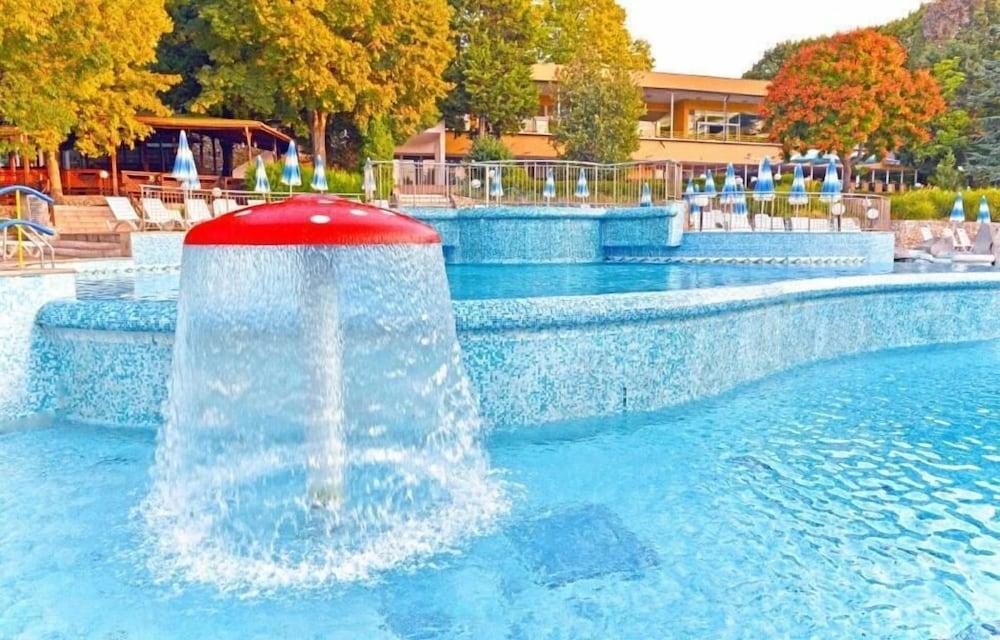 Hotel Orhidea Albena Eksteriør billede